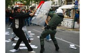 24725834-protester-clashes.jpg