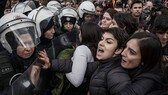 alanlarda_kadin_isyani_taksimde_polis_mudahalesi.jpg