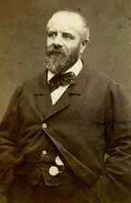 eugene_pottier_par_etienne_carjat.webp