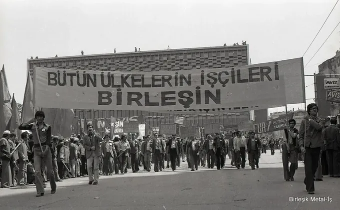 1_mayis_1977.webp