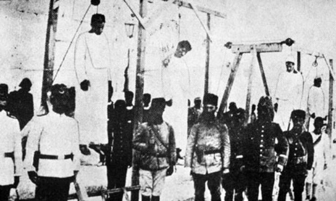 Ottoman-soldiers-pose-wit-001.jpg