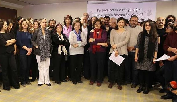 almanya-dan-1128-akademisyen-turkiye-deki-1128-akademisyene-destek-cikti-106039-5.jpg