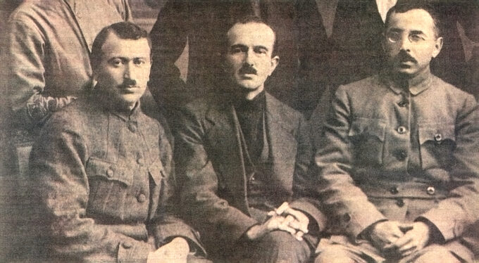 communist_party_of_turkey_founder_mustafa_suphi_right_and_general_secretary_ethem_nejat_middle.jpg