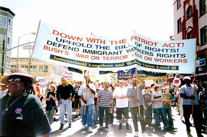 ilwuantiwardemo0403.jpg